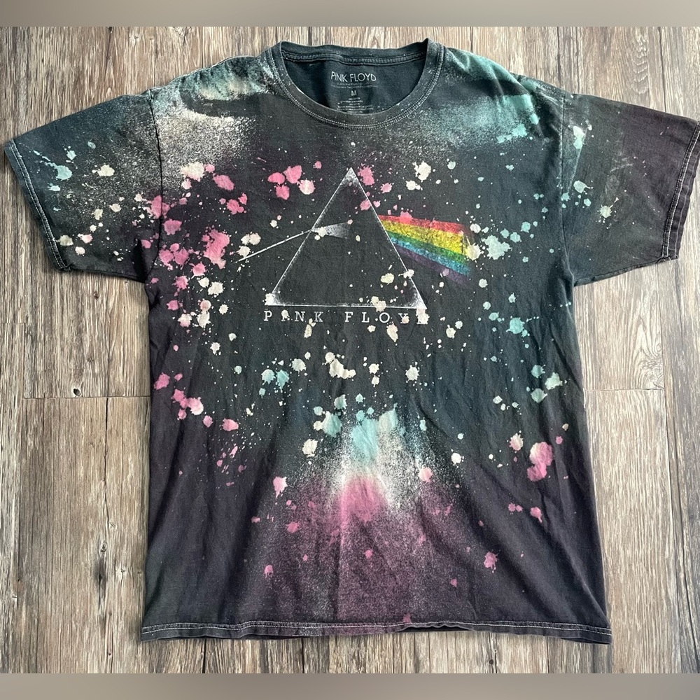 Pink Floyd Prism Graphic Tee Bleach Splatter Distressed Band Shirt Size M